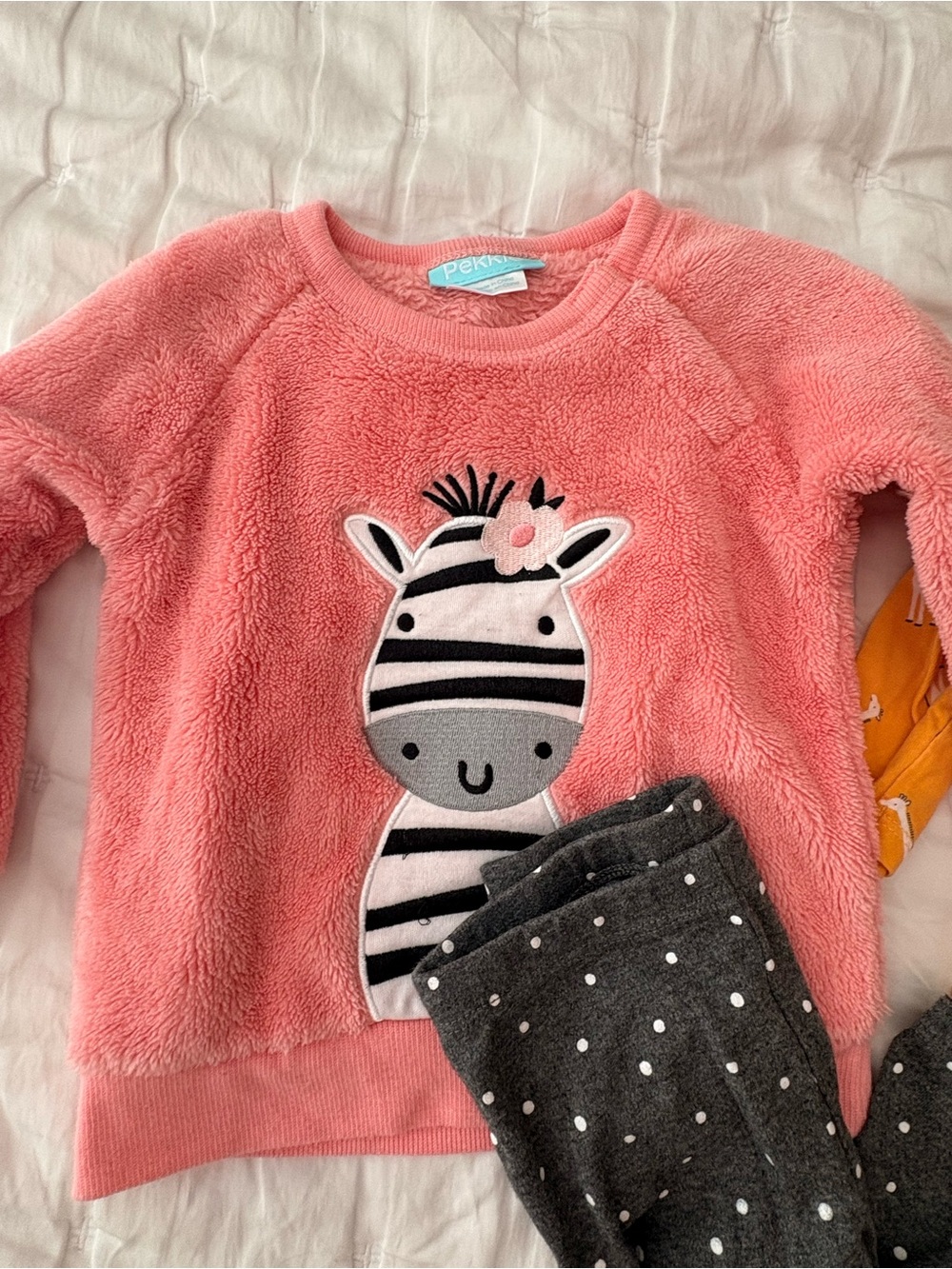 18-month girl's bundle - Picture 2 of 9